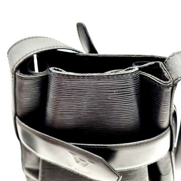 LOUIS VUITTON Vintage Black Epi Sac D'Epaule GM Bucket Bag - Picture 11 of 17